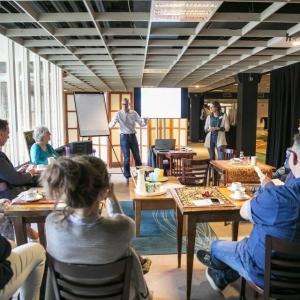 Inschakelen van het buurtpastoraat